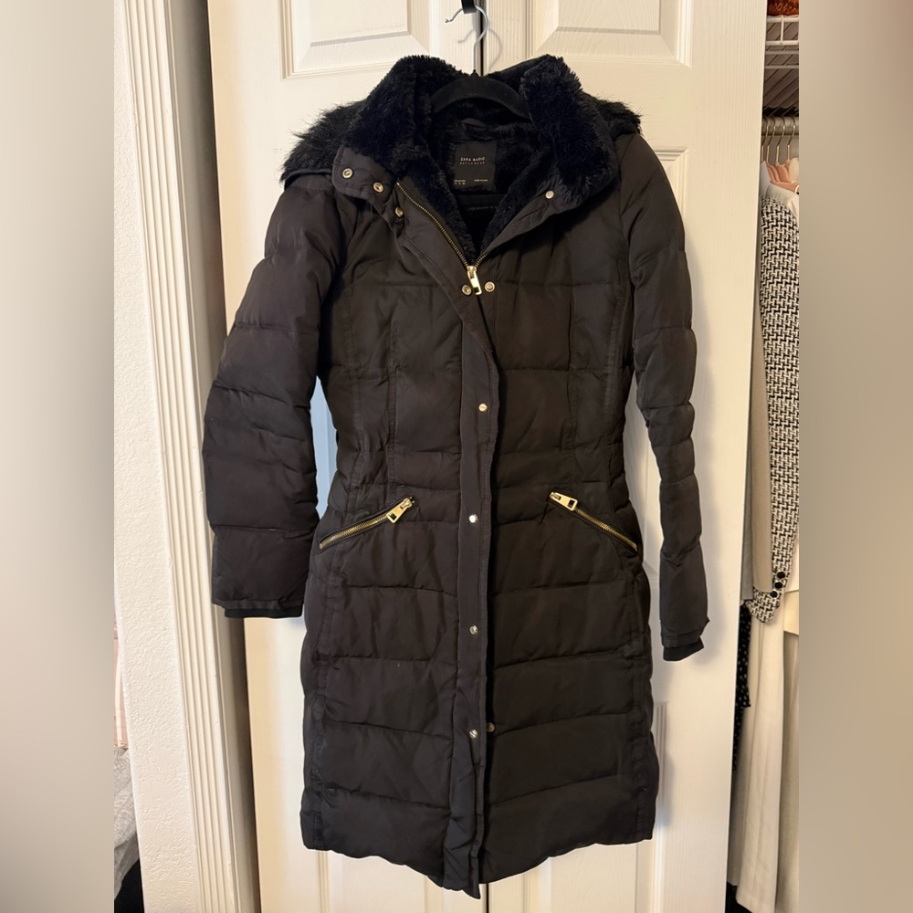 Zara Black Quilted Long Puffer Coat with Faux Fur Hood